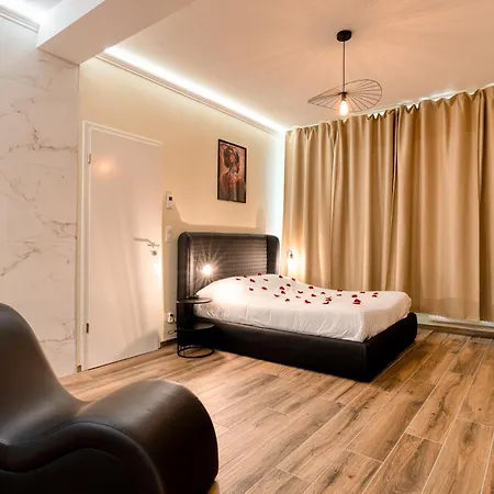 Appartement Intime Et Sauna Au Coeur De