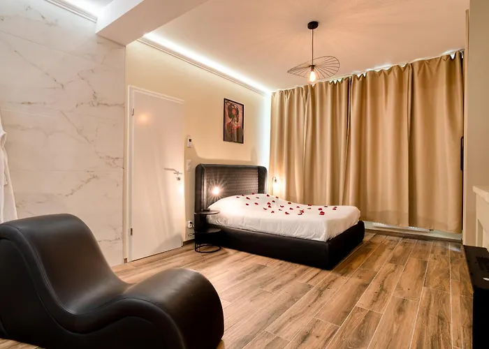 Апартаменты Intime Et Sauna Au Coeur De